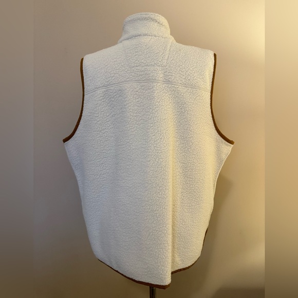 CARHARTT Fleece Snap-Front Vest (Relaxed Fit) - Picture 3 of 9